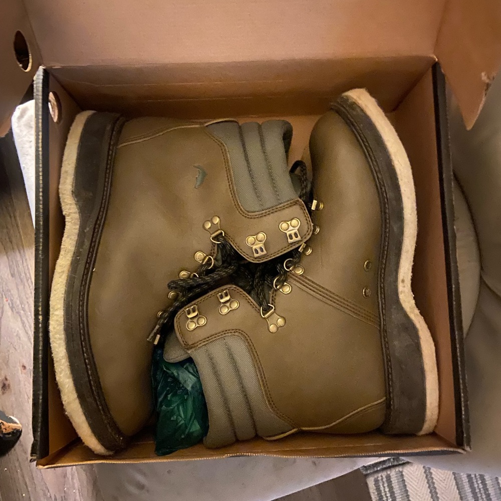 Simms Freestone Studded Felt Bottomed Wading Boot